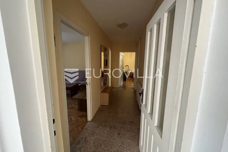 istra, pula - dvojna kuća nkp 150 m2 u neposrednom centru grada - slika 9