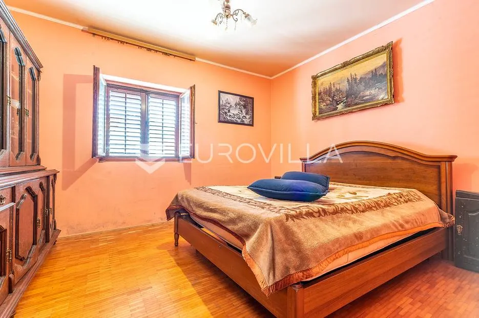 zagreb, peščenica, kuća s neto korisnom površinom od 105 m² i s vrtom od 90 m² - slika 2