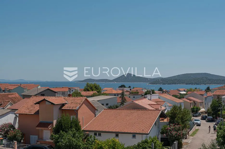 tribunj, novogradnja, stan na drugom katu, 86,16 m² - slika 13