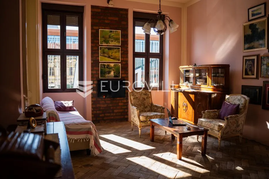 vinkovci, centar, građanski stan u povijesnoj zgradi, 163 m² s velikim potencijalom - slika 6
