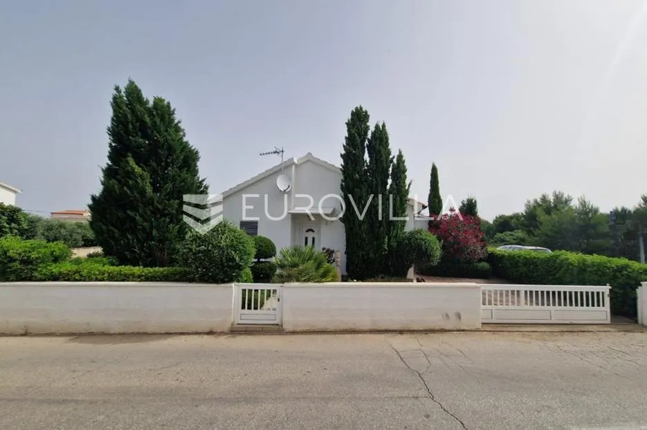 vir, šarmantna prizemnica s 3 spavaće sobe - slika 30