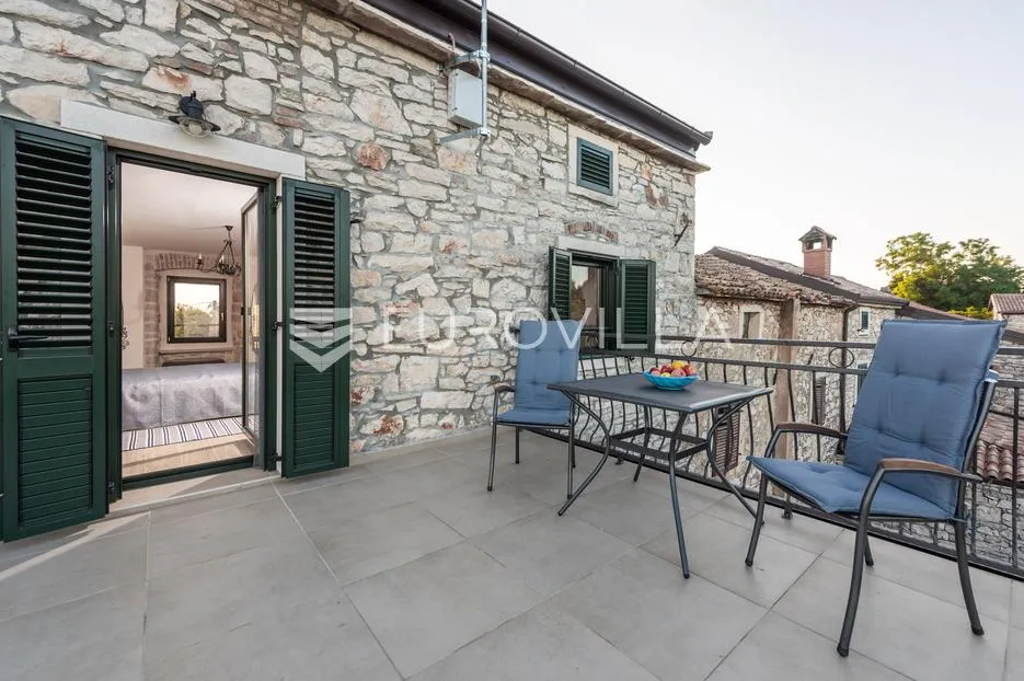 istra, umag, autentična istarska kamena kuća 260 m², okružena zelenilom, 1349 m² okućnice - slika 39