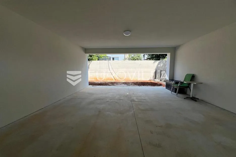 istra, pula, predivan moderan stan u novogradnji 70 m² s dvije spavaće sobe, dugoročni najam - slika 17