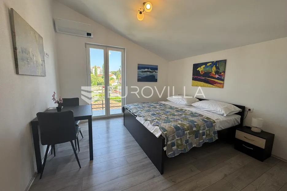 istra, rovinj, top lokacija: prostrani dvosoban stan 100m2 na 2. katu s pogledom na more - slika 6