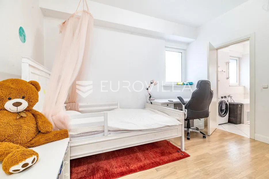 zagreb, tuškanac, luksuzan peterosoban stan nkp 232 m2 - slika 12