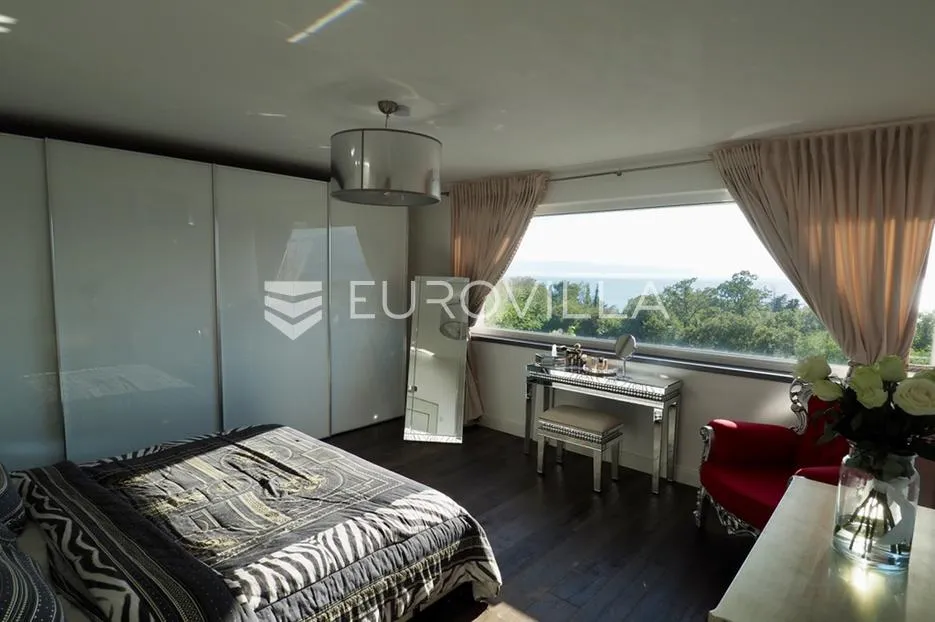 rijeka, kostrena, ekskluzivna samostojeća vila s bazenom, prvi red do mora - slika 15