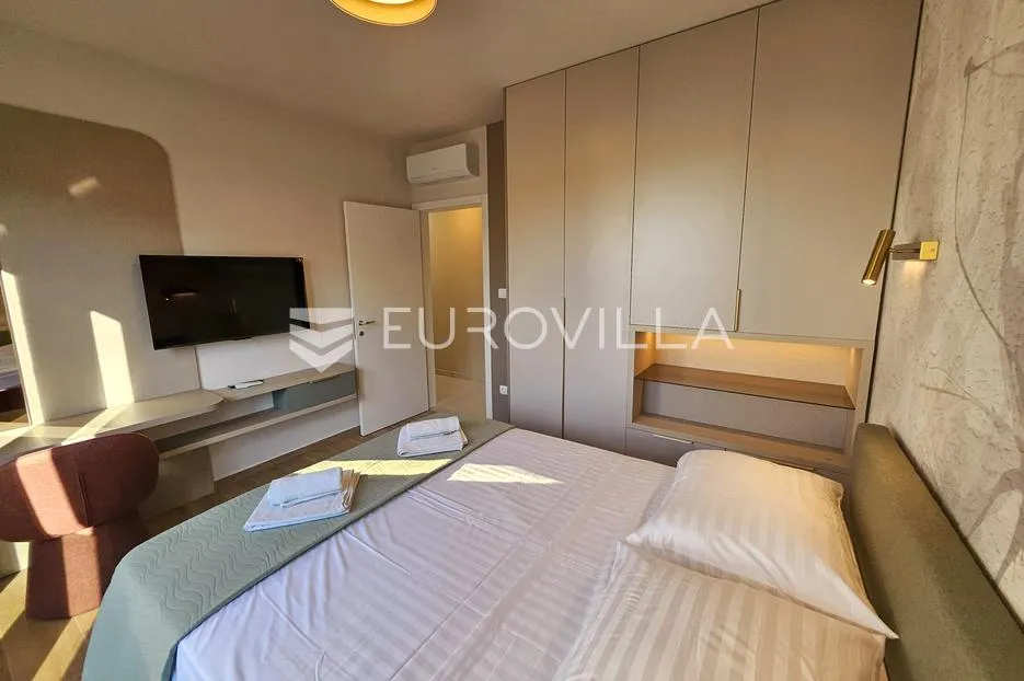 srima, novogradnja, vila s bazenom - slika 15