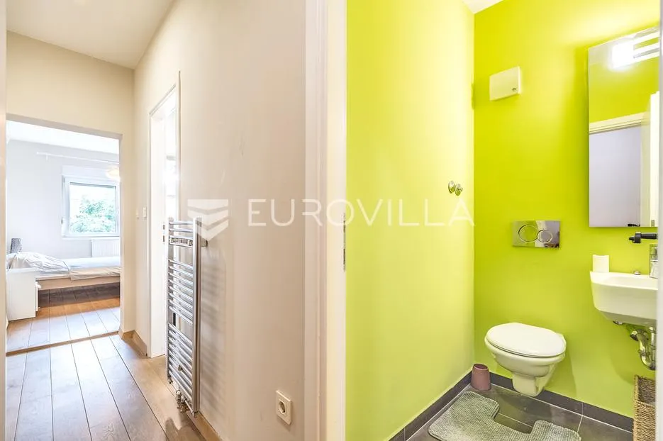 zagreb, centar, prostrani dvoetažni trosobni stan površine 107,5 m² - slika 6