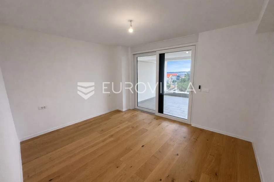 pag, povljana, dvoetažni stan s pogledom na more, 88,55 m² - slika 10
