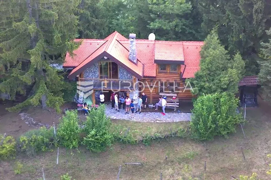 samobor, prekrasna obiteljska vikendica 152 m² na zemljištu 1.565 m² - slika 33