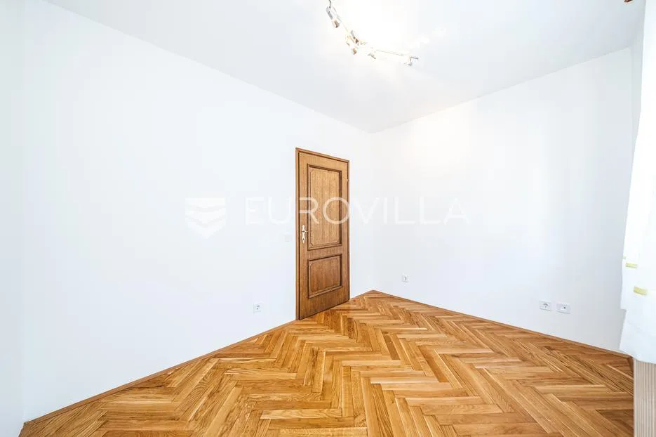 zagreb, gračani, prekrasan troetažan šeterosoban stan s vrtom 278,66 m² - slika 10