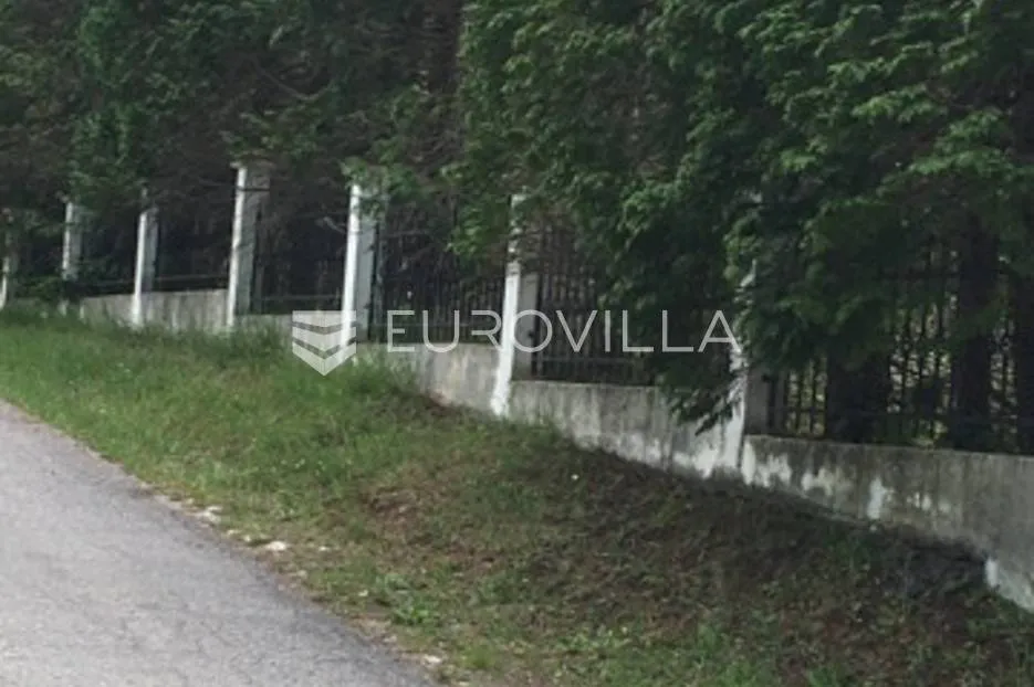 rakovica, plitvička jezera, obiteljska kuća 600 m² na zemljištu 41416 m² - slika 16