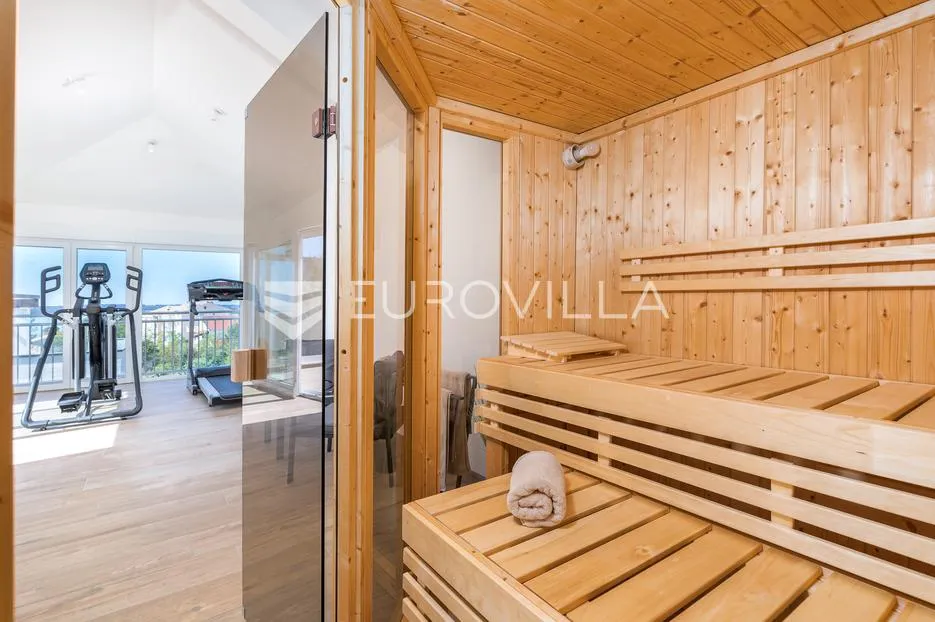 istra, fažana elegantna samostojeća vila s pogledom na brijune - slika 44