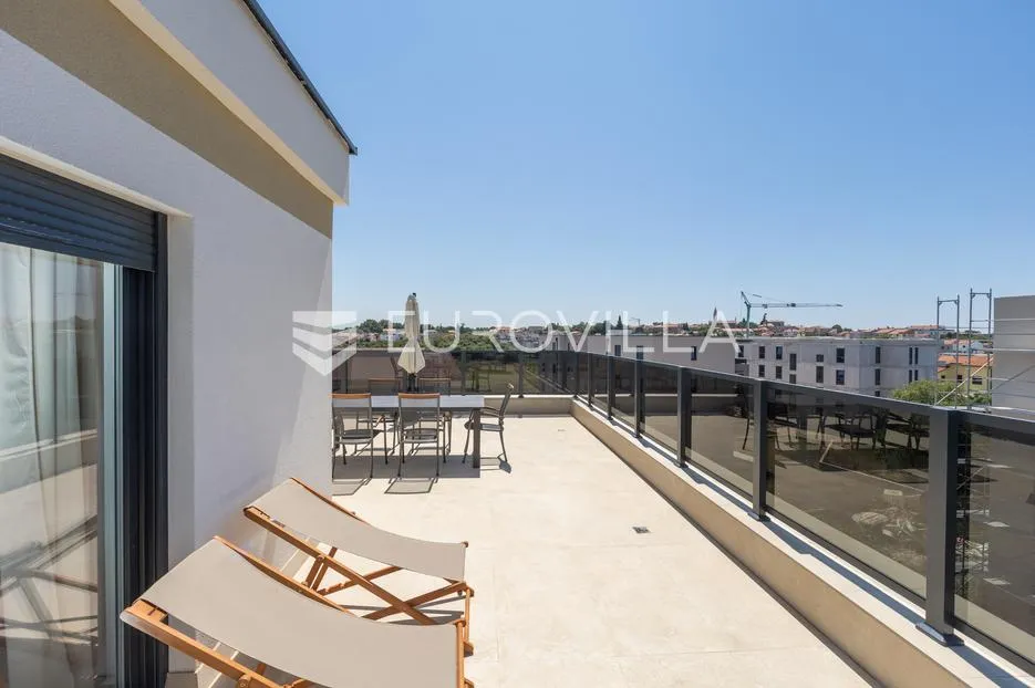 istra, tar, penthouse, tri spavaće sobe, lift, dva parkirna mjesta, novogradnja 191 m² - slika 36