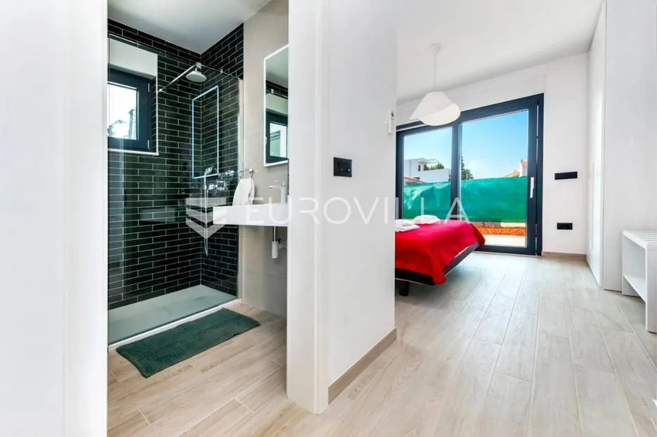 istra, rovinj, prekrasna moderna nova villa 139 m² sa bazenom - slika 24