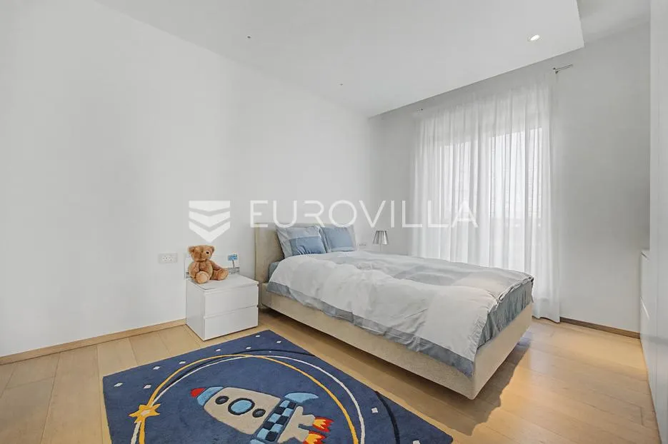 istra, vrsar, luksuzna vila s gostinjskom kućom, grijanim bazenom i potpunom privatnošću - slika 27