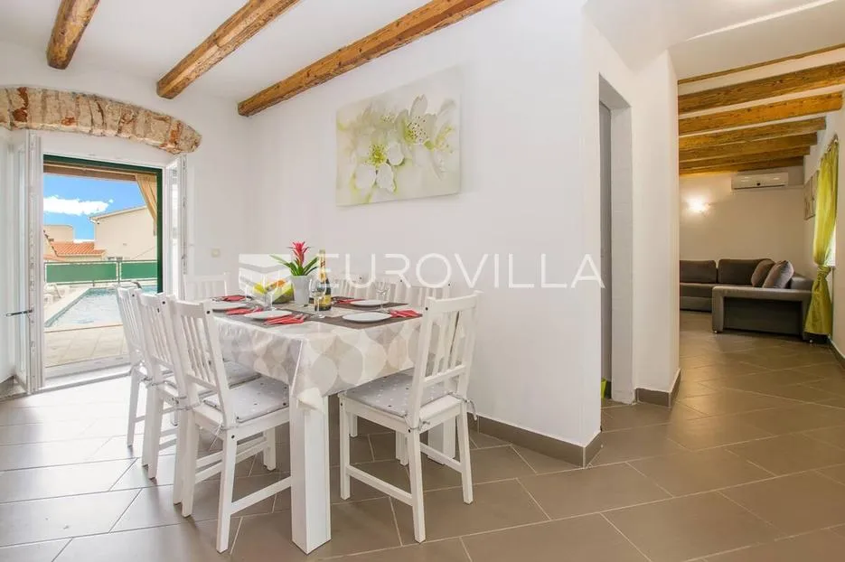 istra, pula, šarmantna kuća za odmor 155 m² s bazenom - slika 12