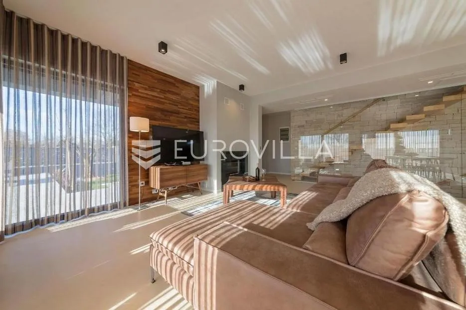 istra, poreč - moderna luksuzna vila udaljena 500 m od mora - slika 6