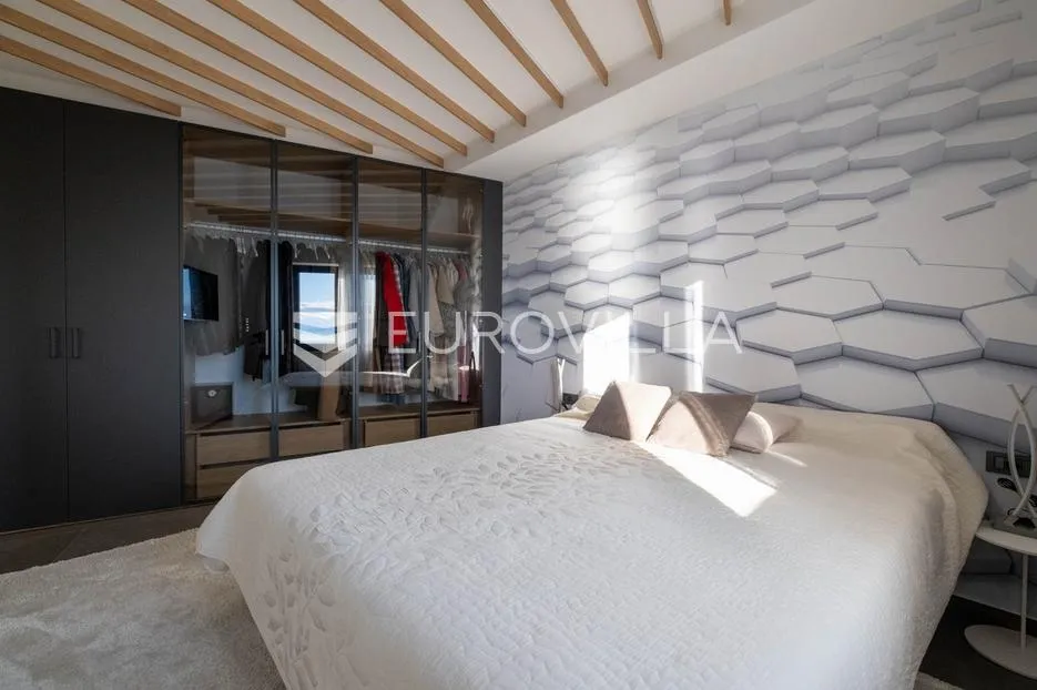 opatija, prekrasan penthause 228 m² s besprijekornim pogledom - slika 34