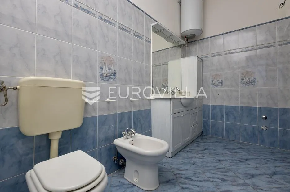 opatija, centar, luksuzan penthouse 220 m² s krovnom terasom i dva parkirna mjesta - slika 17