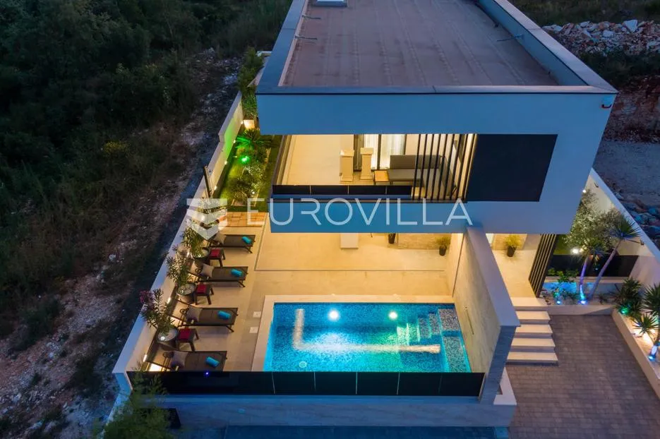 istra, medulin, moderna elegantna vila 200 m² blizu mora i plaža - slika 46