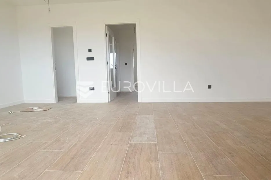 trogir,, seget, penthouse od 107 m² novogradnji s garažom i liftom - slika 3