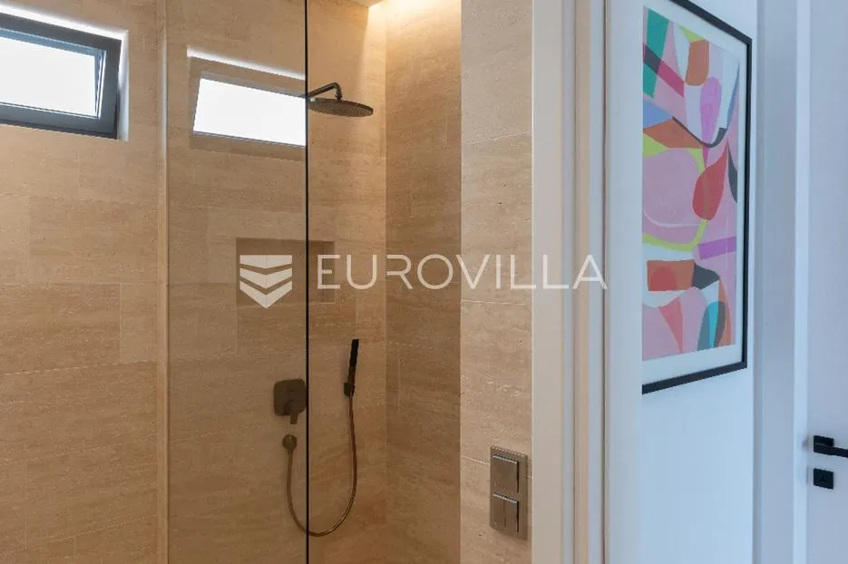 pašman, luksuzna vila tkon s bazenom i neometanim pogledom na more, 130 m² - slika 36