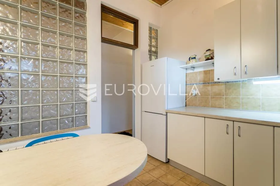 zagreb, horvatovac, funkcionalan četverosoban stan 120 m2 - slika 6