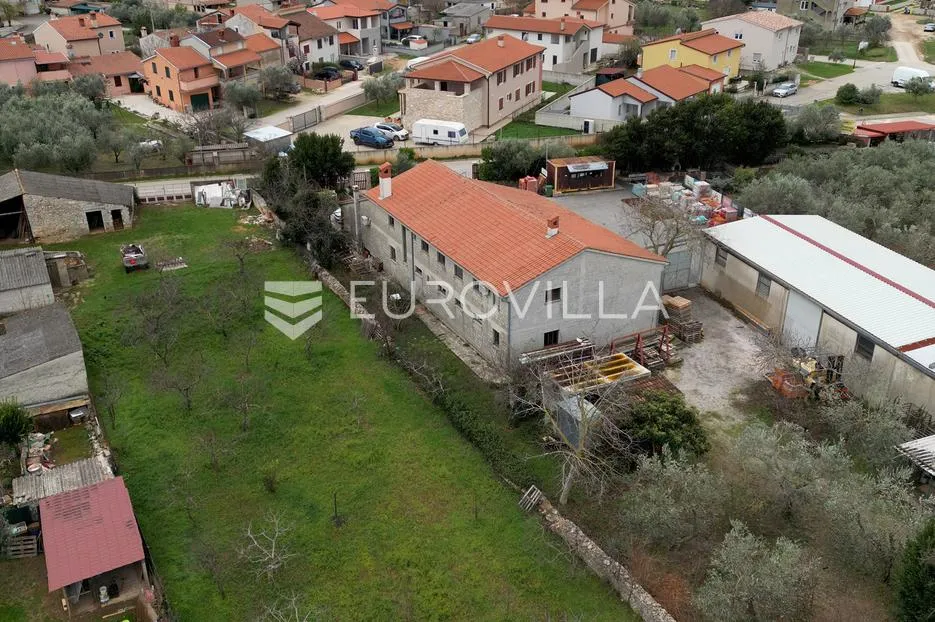 istra, vodnjan, 1043 m² građevinskog zemljišta s postojećim objektom - slika 2