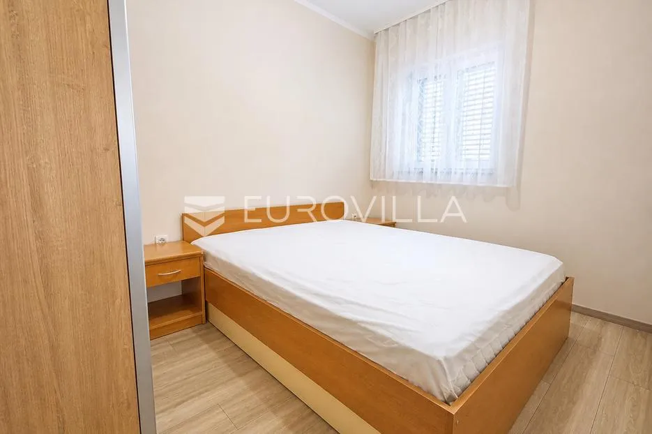 zadar, privlaka, dvojna kuća s dva stana, 140 m od mora - slika 7