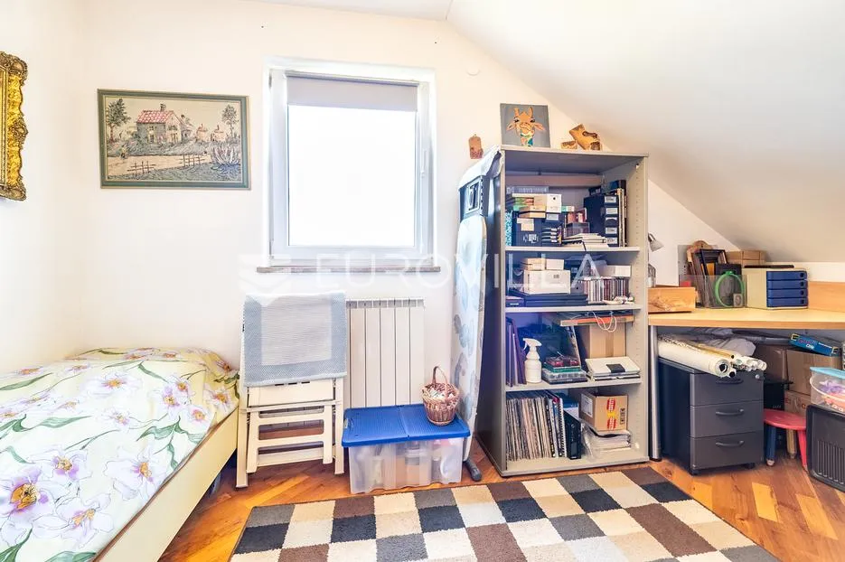 zaprešić, prekrasan dvoetažan četverosoban stan 88 m² - slika 6