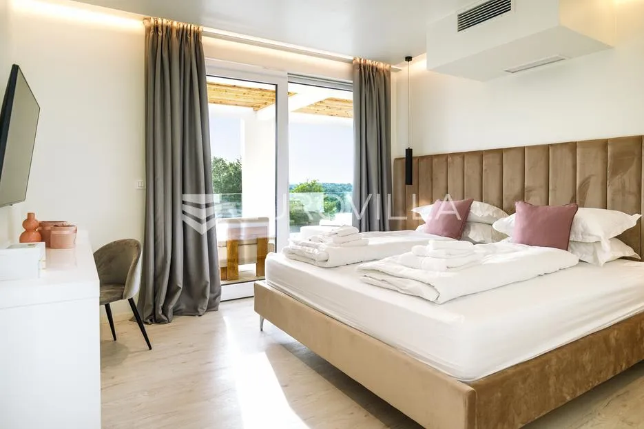 labin, santalezi, luksuzna vila s wellnessom, grijanim bazenom, teretanom, mirna lokacija - slika 43