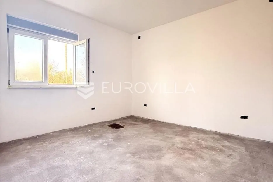 rugvica, samostojeća kuća s okućnicom, 584 m² - slika 9
