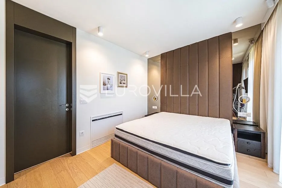 zagreb, zelengaj, trosobni luksuzni stan u urabnoj vili, 200 m² - slika 12