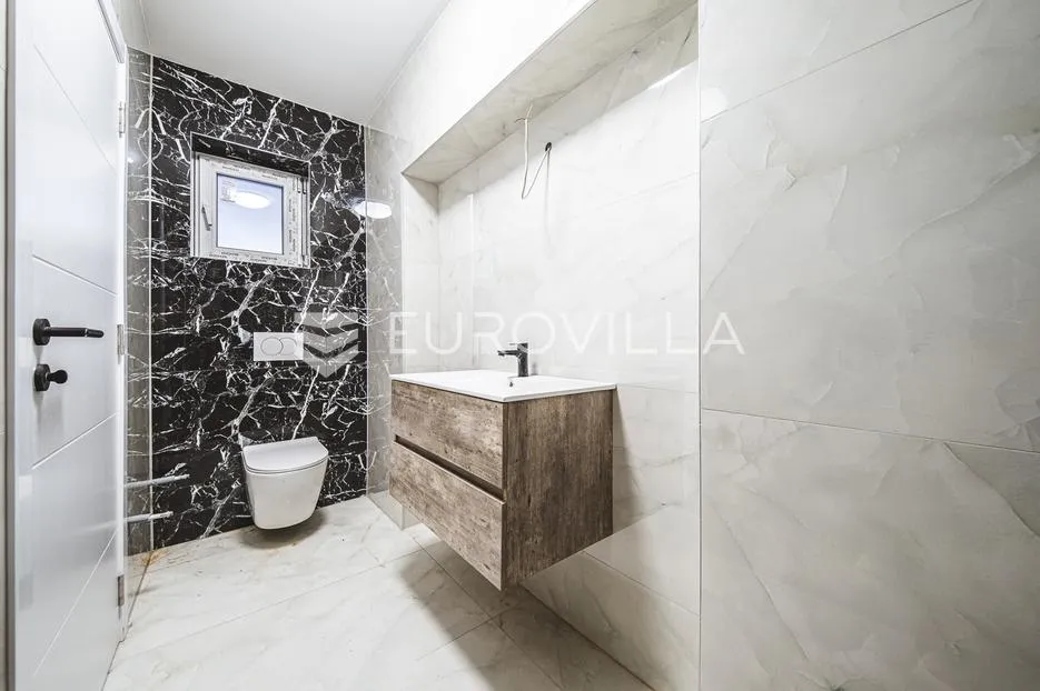 dubrava, zgrada s četiri stambene jedinice 339,17 m², podruma i šest parkirnih mjesta - slika 13
