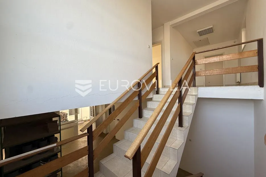 vinkovci, lenije, poslovno, stambena zgrada 700 m² - slika 4
