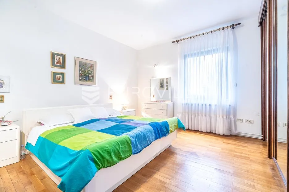 mlinovi, prekrasan preterosobni stan 190m2 sa velikom terasom - slika 5