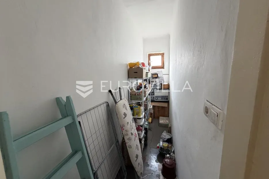 đakovo, autentična kuća od 150 m² na parceli od 989 m² - slika 16