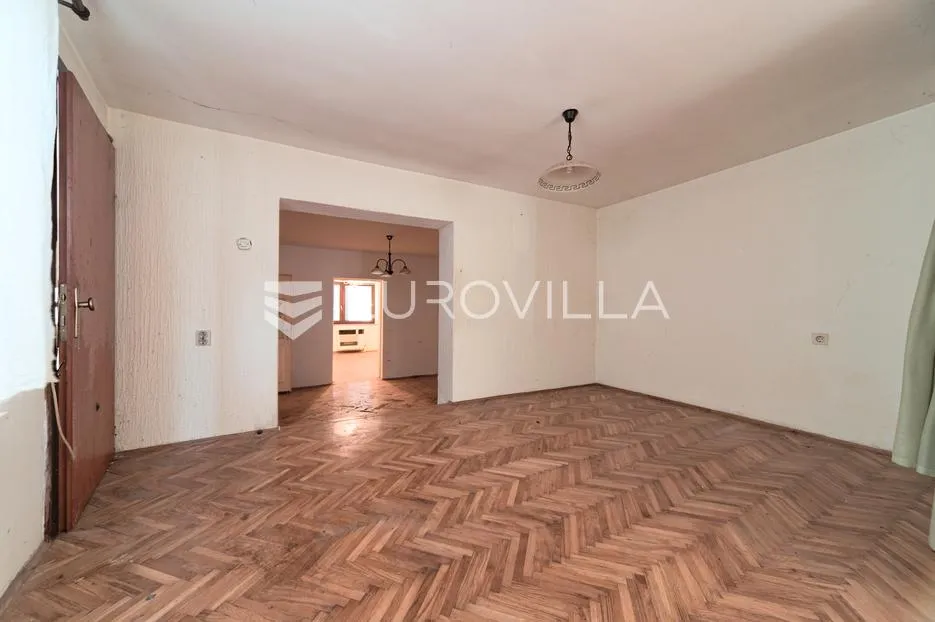 osijek, donji grad, kuća s dvorištem za adaptaciju 236 m² - slika 9