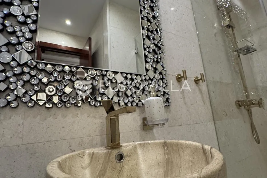 otok pag, pag, moderan apartman u staroj jezgri, 150m od mora - slika 12