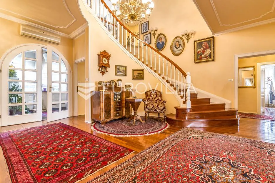 zagreb, gračani luksuzno obiteljsko imanje, vila 810 m² na zemljištu 3.965 m² - slika 15