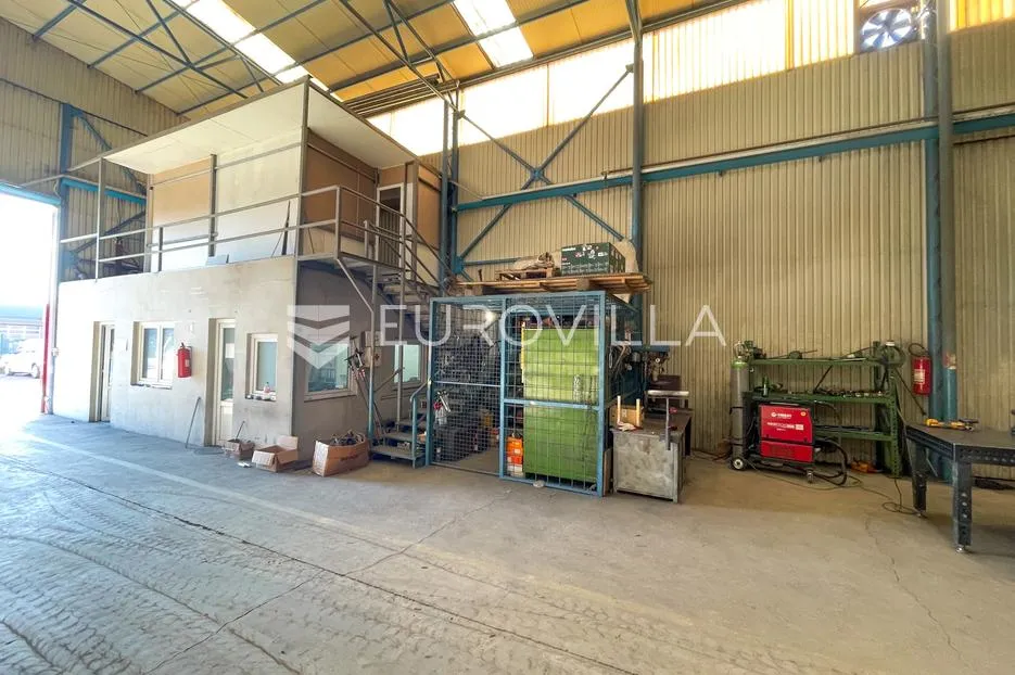 donji miholjac, industrijska zona, najam industrijske hale površine 1.255 m² - slika 5