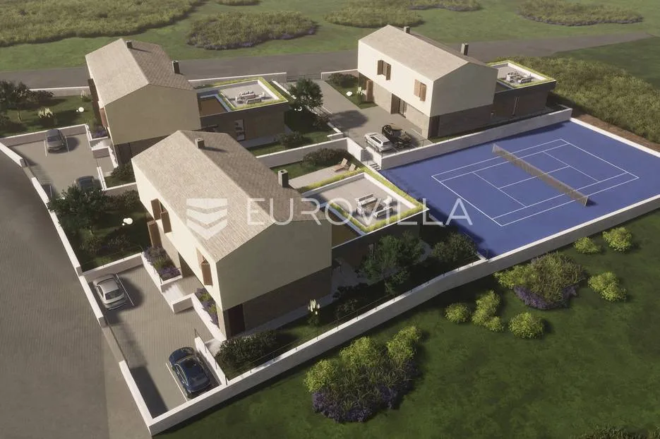 Istra, Gračišće, NOVOGRADNJA, ekskluzivna vila NKP 390 m2 s 2 bazena i teniskim terenom - Batlug, Gračišće