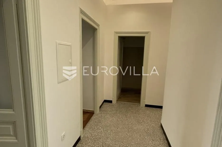 rijeka, centar, trosoban stan 81,31 m² kompletno adaptiran i moderno uređen - slika 11