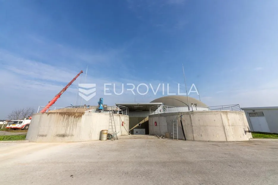 Slavonija, postrojenje elektrana na bioplin upravna zgrada 34915 m² - Županja