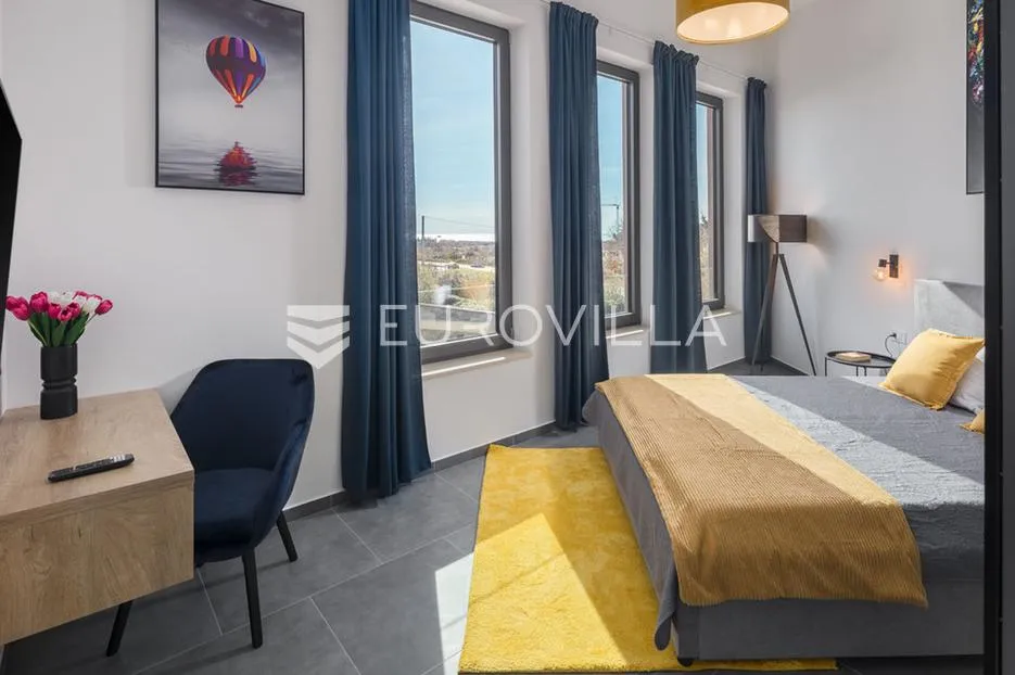 istra, novigrad, moderna kuća s bazenom za najam, pet friendly - slika 19