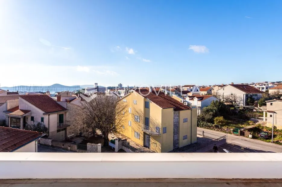 vodice, novogradnja, penthouse s krovnom terasom i pogledom na more, 150,94 m² - slika 21
