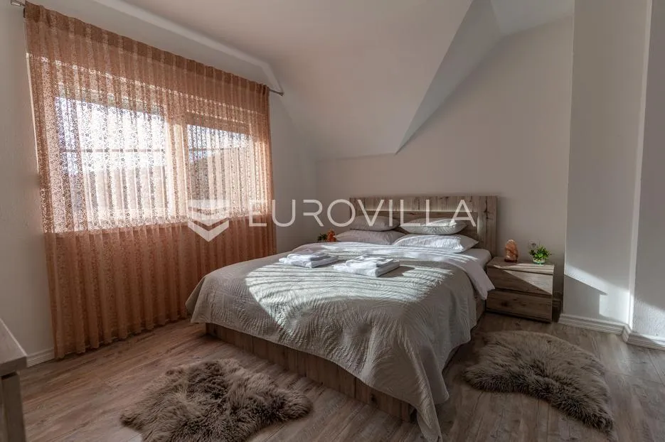 velika, vila za odmor na atraktivnoj lokaciji - slika 31