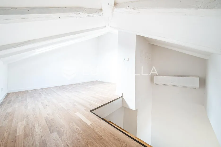 zagreb, centar, odličan trosoban stan 56 m² s panoramskim pogledom na grad - slika 8
