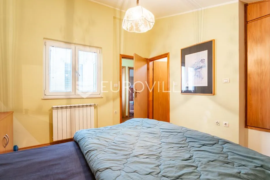 vodice, dvosoban stan u centru mjesta, 87,67 m² - slika 8